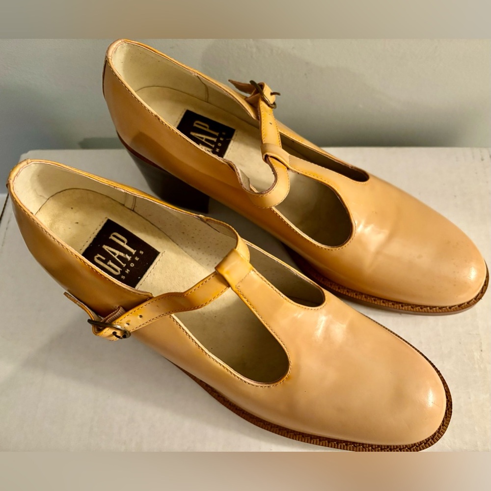 GAP SHOES Patent Tribeca T-Strap Peach Size 8 - Picture 3 of 8
